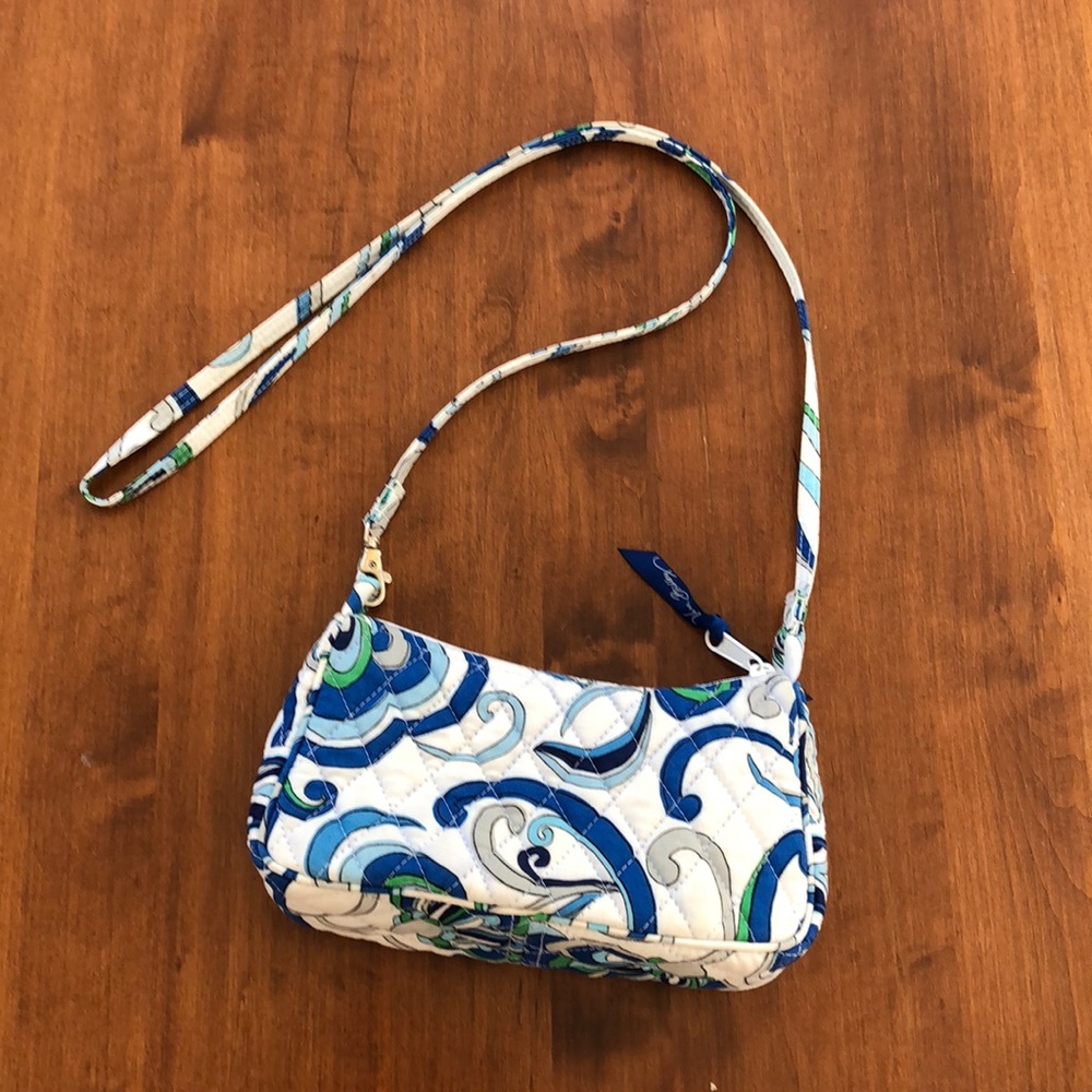 Vera Bradley Blue/white Crossbody!